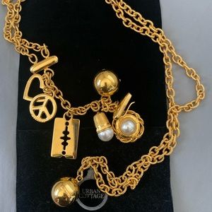 Vintage Moschino by redwall charms belt.